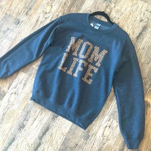Womens small Gildan Crewneck/ leopard print mom life